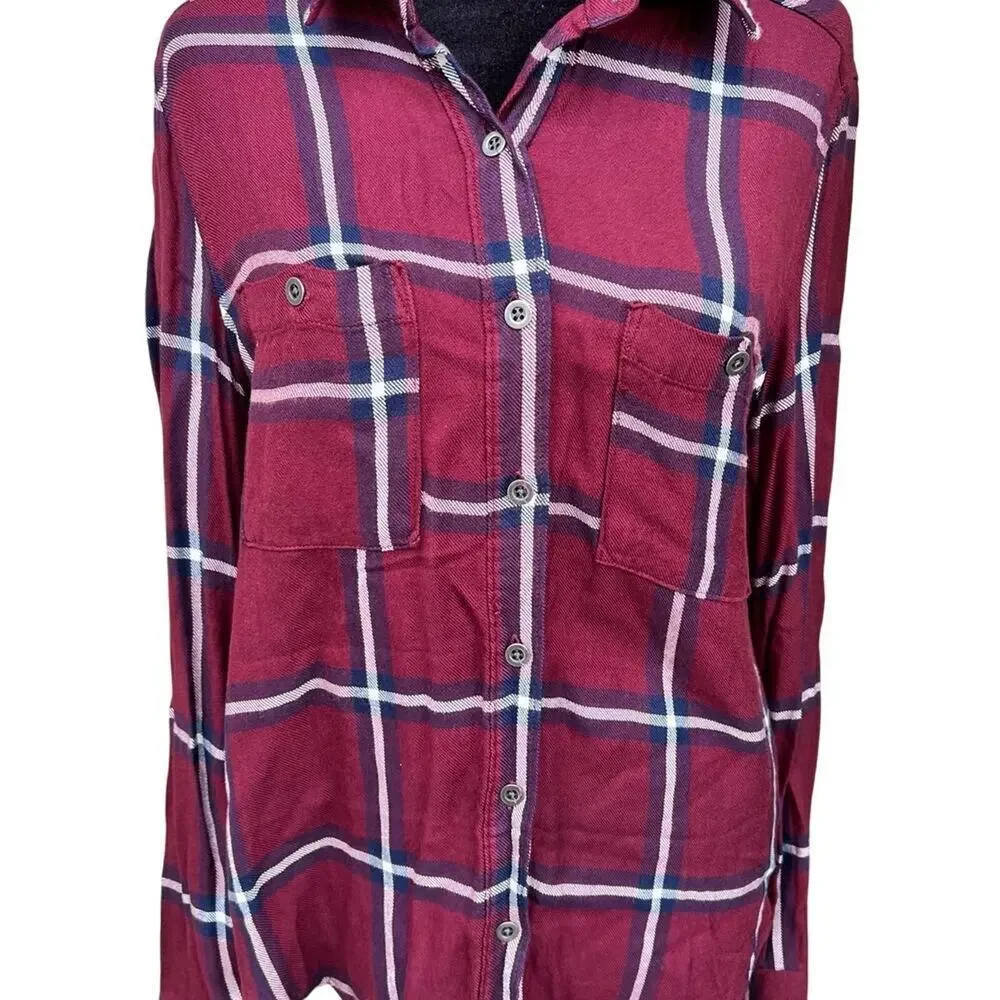 Kendall & Kylie women’s S plaid long sleeve button down top